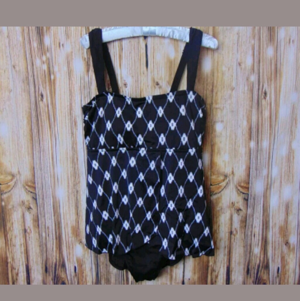 NWT Maxine Of Hollywood One Piece Women's Plus swi